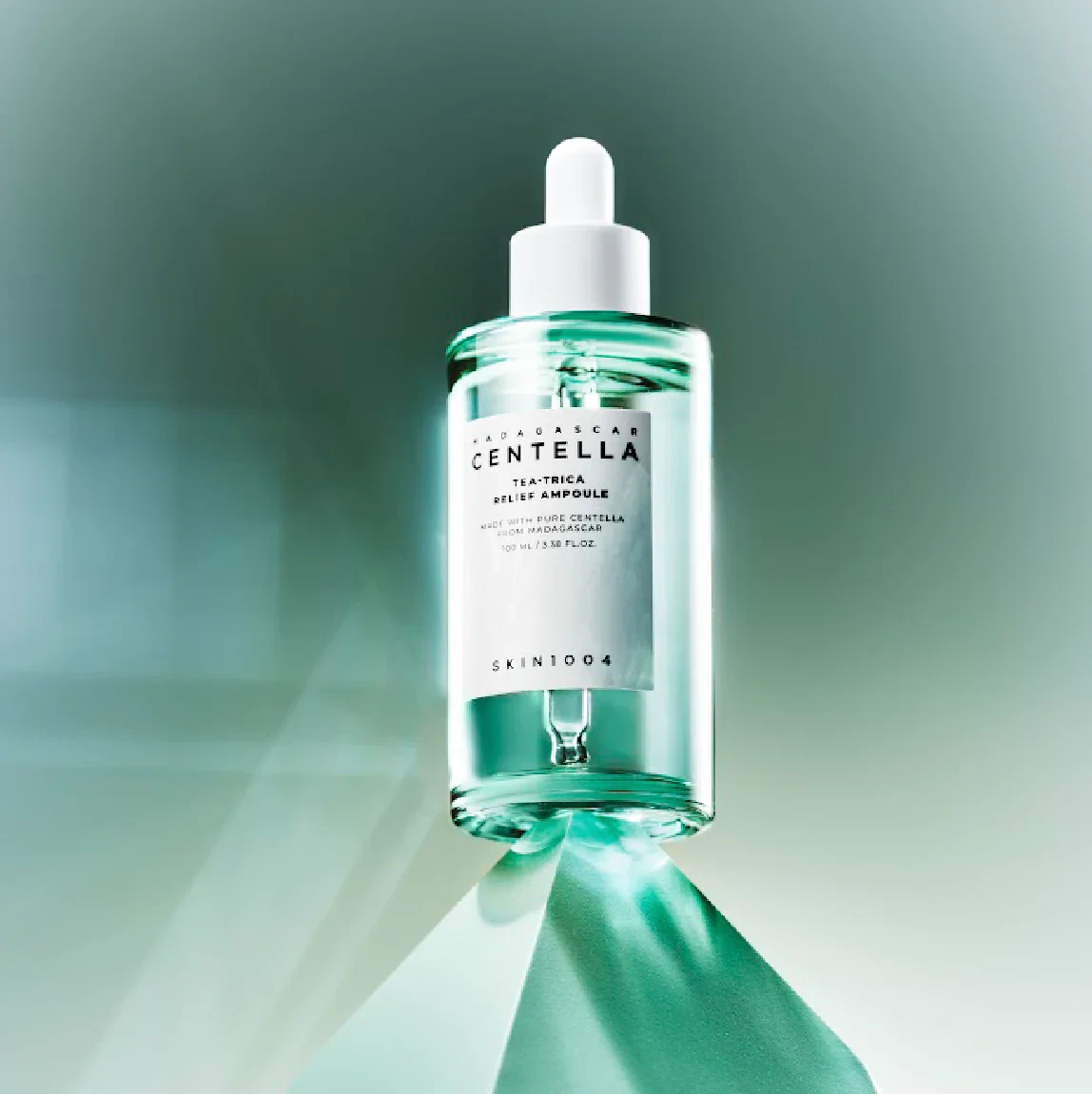 Tea-Trica Relief Ampoule Skin1004 - Aplicación sobre piel acneica para alivio inmediato