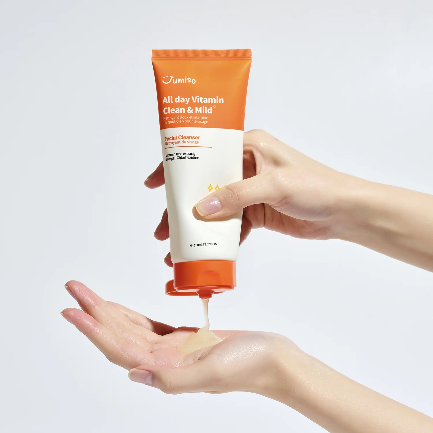 Jumiso All Day Vitamin Clean & Mild Facial Cleanser - Imagen 3