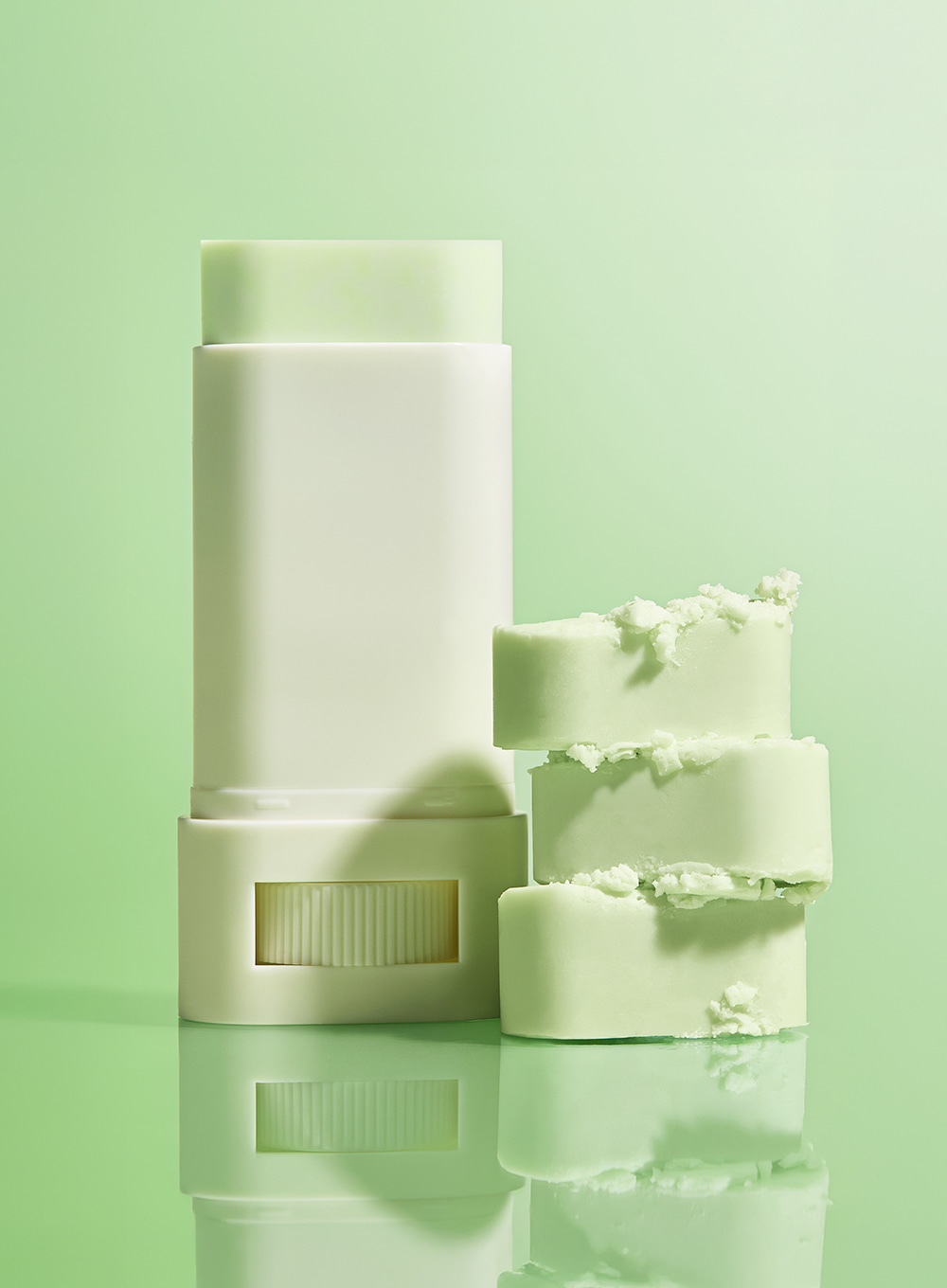Beauty of Joseon Matte Sun Stick Mugwort + Camelia SPF50+ PA++++ - Imagen 3