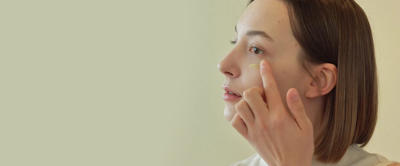 Beauty of Joseon sérum contorno ojos - textura serum-crema ligera
