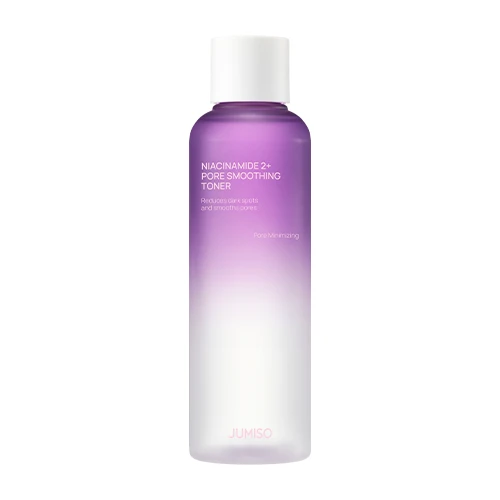 Toner Niacinamide 2 Jumiso aplicándose con disco de algodón sobre piel grasa