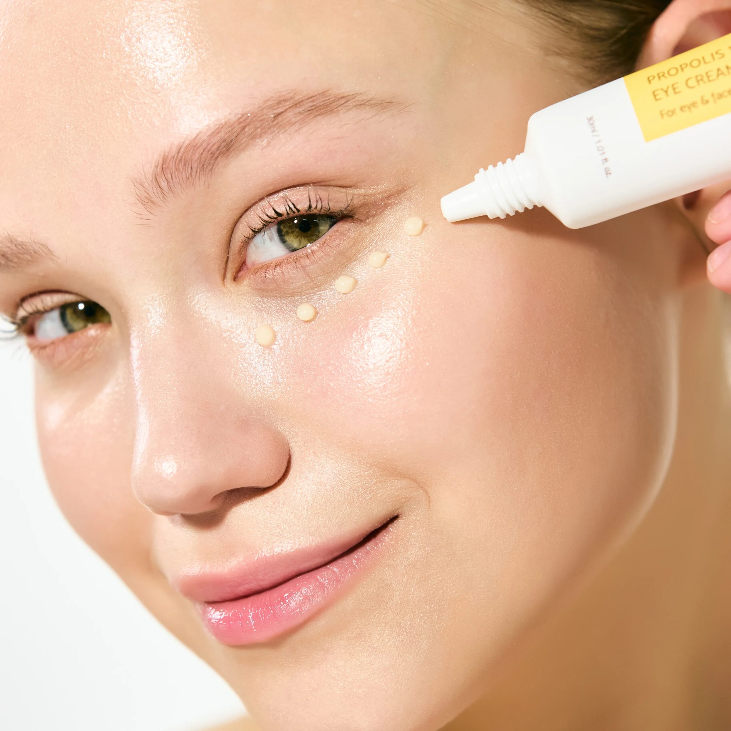 Propolis Vitamin Eye Cream - Textura y detalles